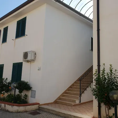 Apartmán With A Swimming Pool Scalea